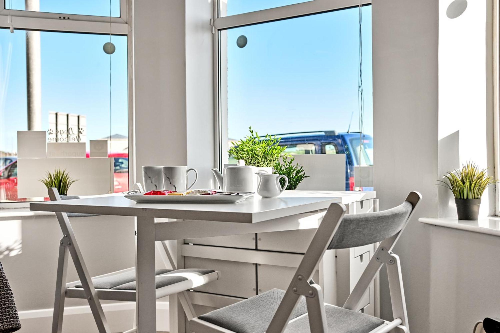 1 Dunluce Park - Portrush By The Sea Apartment Bagian luar foto