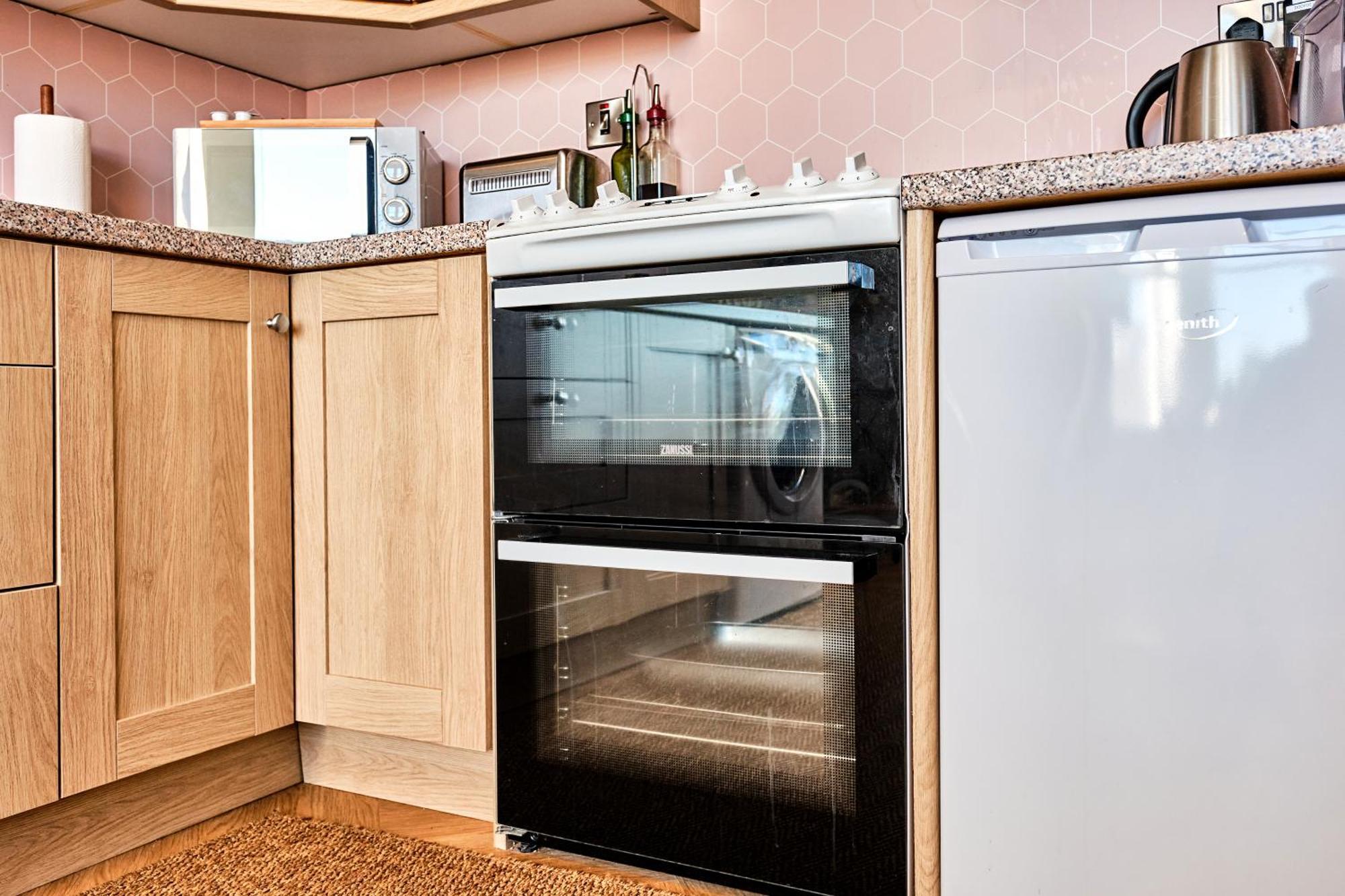 1 Dunluce Park - Portrush By The Sea Apartment Bagian luar foto