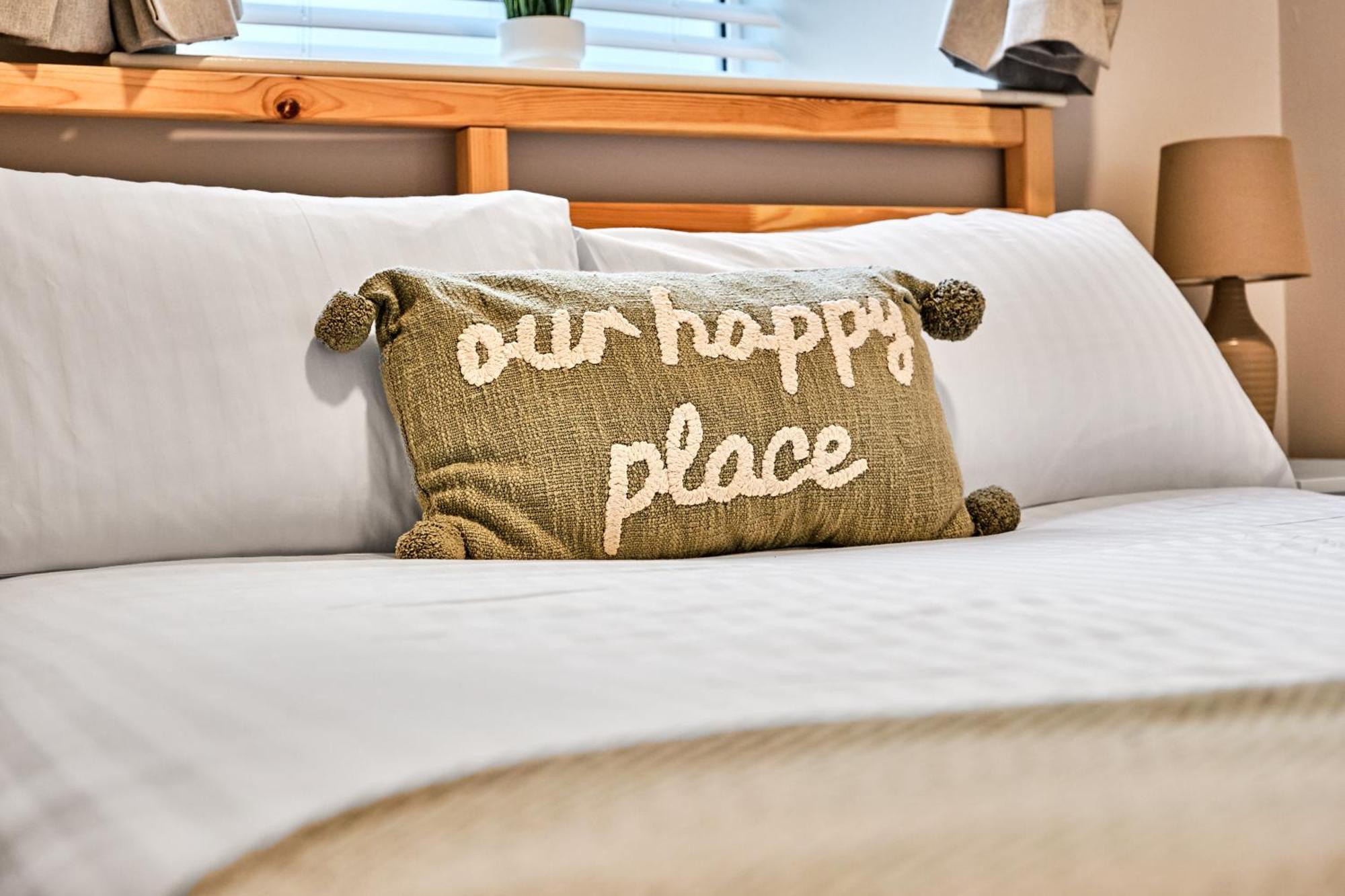 1 Dunluce Park - Portrush By The Sea Apartment Bagian luar foto