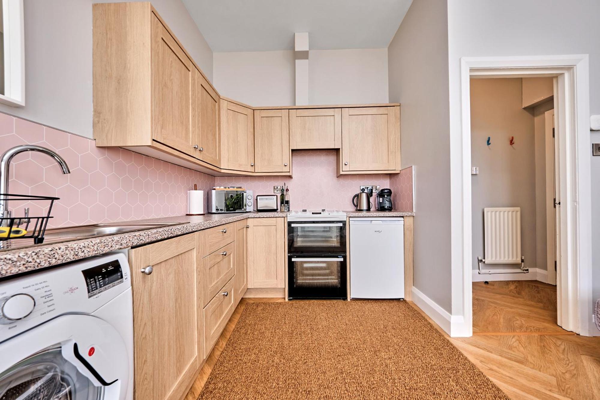 1 Dunluce Park - Portrush By The Sea Apartment Bagian luar foto